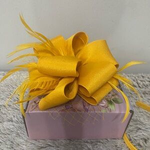 Elegant Yellow Feathered Hair Accessory